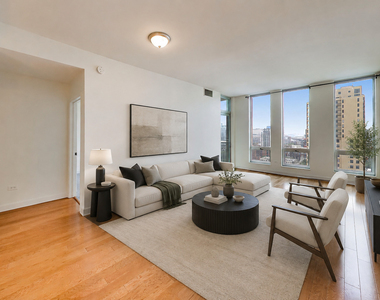 1400 S Michigan Avenue - Photo Thumbnail 5