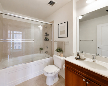 1400 S Michigan Avenue - Photo Thumbnail 15