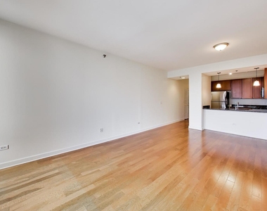 1400 S Michigan Avenue - Photo Thumbnail 8