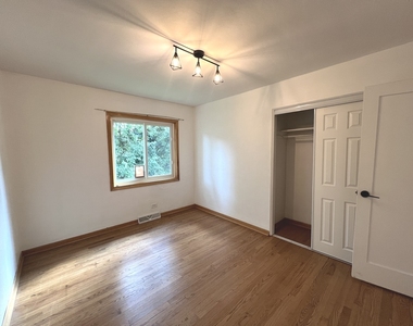 403 E Lake Avenue - Photo Thumbnail 19