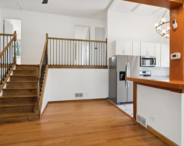 403 E Lake Avenue - Photo Thumbnail 4
