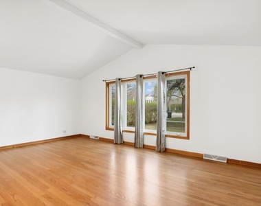 403 E Lake Avenue - Photo Thumbnail 10