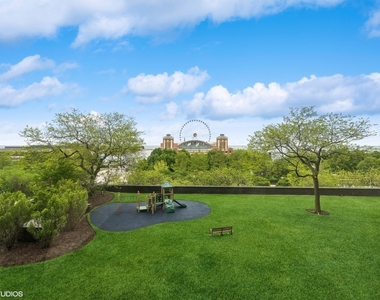 505 N Lake Shore Drive - Photo Thumbnail 10