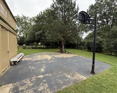 613 Newberry Drive - Photo Thumbnail 19