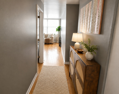 3033 N Sheridan Road - Photo Thumbnail 2