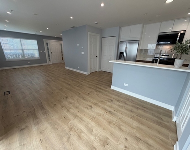 1840 Oslo Court - Photo Thumbnail 2
