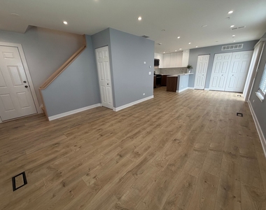 1840 Oslo Court - Photo Thumbnail 3