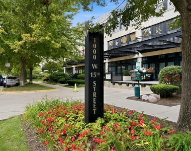 1000 W 15th Street - Photo Thumbnail 18