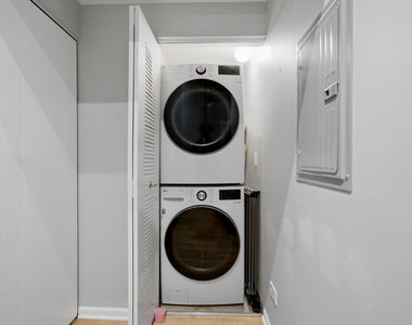1000 W 15th Street - Photo Thumbnail 17