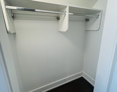 1730 W Nelson Street - Photo Thumbnail 22
