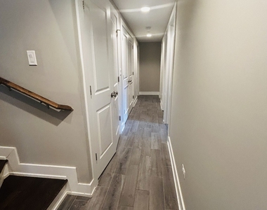 1730 W Nelson Street - Photo Thumbnail 20