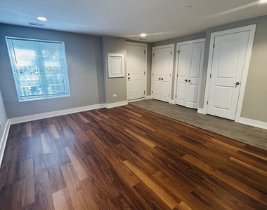 1730 W Nelson Street - Photo Thumbnail 26