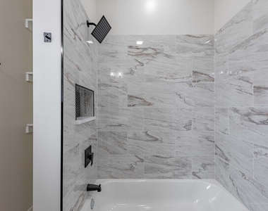 6527 S Marshfield Avenue - Photo Thumbnail 4