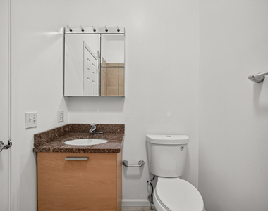 4322 S Berkeley Avenue - Photo Thumbnail 15
