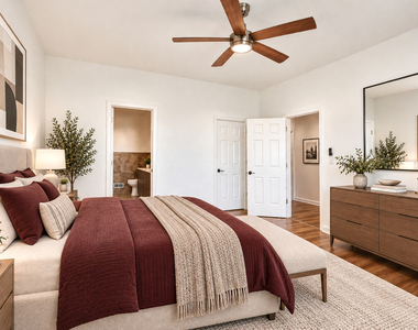 4322 S Berkeley Avenue - Photo Thumbnail 5
