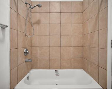4322 S Berkeley Avenue - Photo Thumbnail 14
