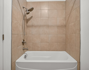 4322 S Berkeley Avenue - Photo Thumbnail 22