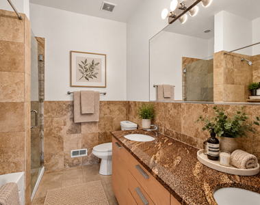 4322 S Berkeley Avenue - Photo Thumbnail 3