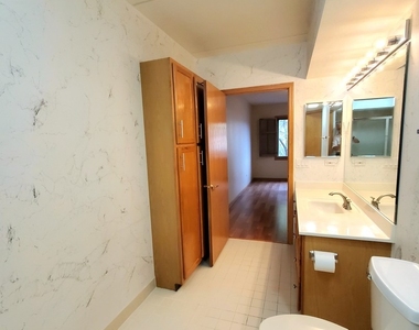 5000 Oakton Street - Photo Thumbnail 8