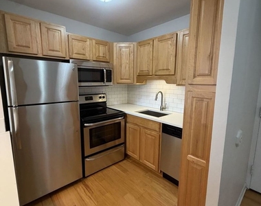 1255 N Sandburg Terrace - Photo Thumbnail 1