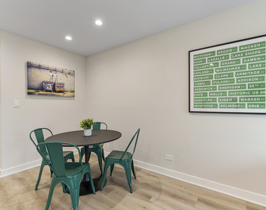 7109 N Western Avenue - Photo Thumbnail 5