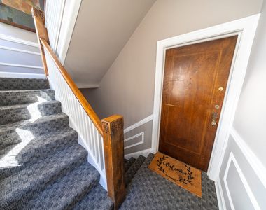 6846 S Paxton Avenue - Photo Thumbnail 2