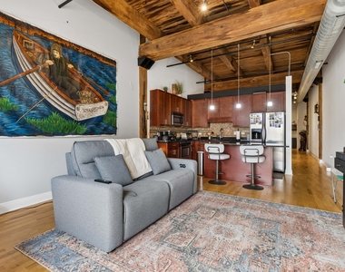 770 W Gladys Avenue - Photo Thumbnail 2