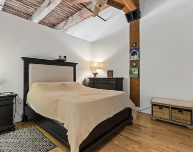 770 W Gladys Avenue - Photo Thumbnail 5
