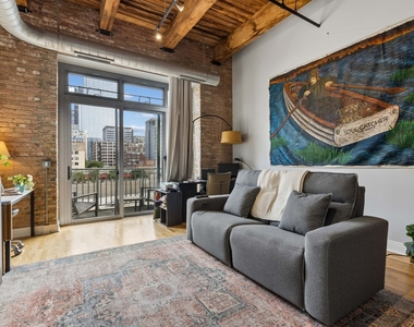 770 W Gladys Avenue - Photo Thumbnail 4