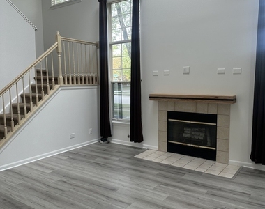 364 Maidstone Court - Photo Thumbnail 4