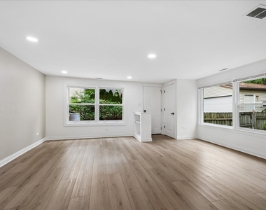 2272 Asbury Road - Photo Thumbnail 12