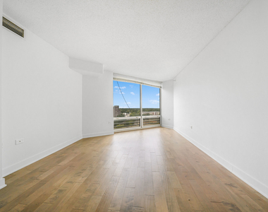 1720 Maple Avenue - Photo Thumbnail 11