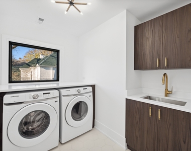 704 Sheridan Road - Photo Thumbnail 36