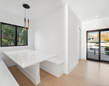 704 Sheridan Road - Photo Thumbnail 19