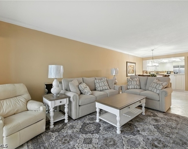 26000 Hickory Boulevard - Photo Thumbnail 13