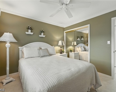 26000 Hickory Boulevard - Photo Thumbnail 8