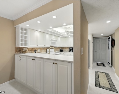 26000 Hickory Boulevard - Photo Thumbnail 5
