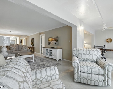 26000 Hickory Boulevard - Photo Thumbnail 16