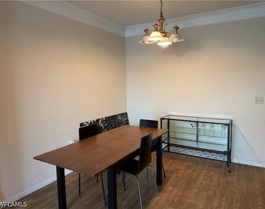 11540 Villa Grand - Photo Thumbnail 4