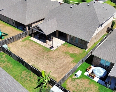 4911 Vergano Villa Drive - Photo Thumbnail 38