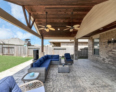 4911 Vergano Villa Drive - Photo Thumbnail 37