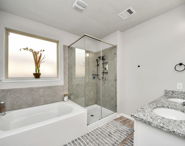 4911 Vergano Villa Drive - Photo Thumbnail 22
