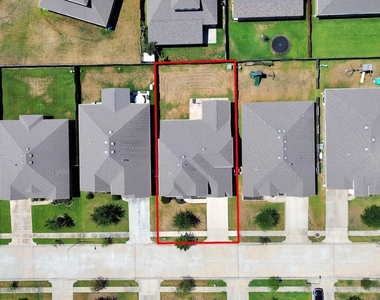 4911 Vergano Villa Drive - Photo Thumbnail 40