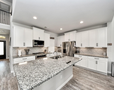 4911 Vergano Villa Drive - Photo Thumbnail 8