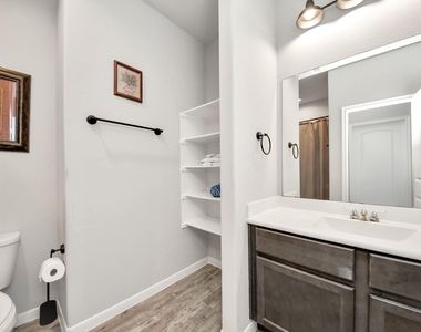 4911 Vergano Villa Drive - Photo Thumbnail 6