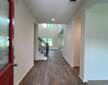 2712 Bryan Grove Lane - Photo Thumbnail 2