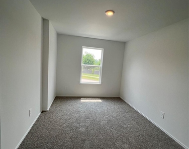 2712 Bryan Grove Lane - Photo Thumbnail 20