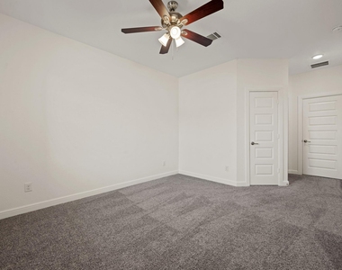 4055 Woodland Meadow Drive - Photo Thumbnail 31