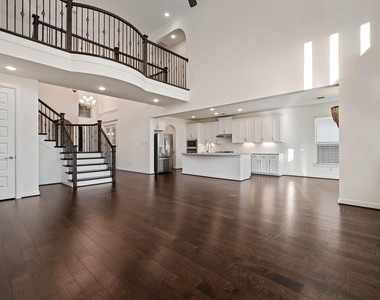 4055 Woodland Meadow Drive - Photo Thumbnail 7