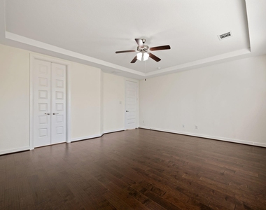 4055 Woodland Meadow Drive - Photo Thumbnail 17